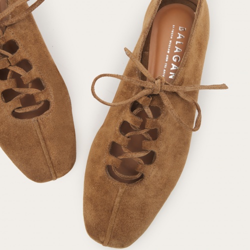 Roma Ballerina, caramel suede | Balagan Studio