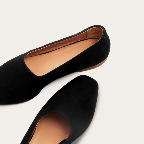 Malben Ballerina, black velvet | Balagan Studio