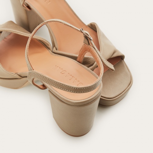Bianca Sandals, pebble grey | Balagan Studio