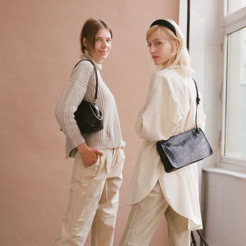 Suzanne Bag M, black croco | Balagan Studio