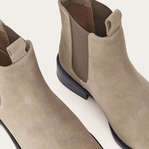 Negew Chelsea Boots, grey velvet | Balagan Studio