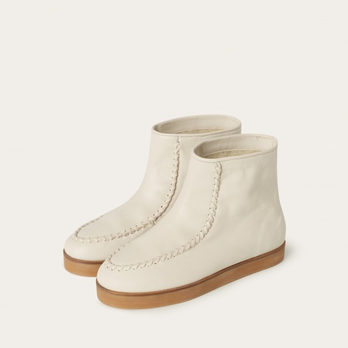 Kor Boots, off white | Balagan Studio