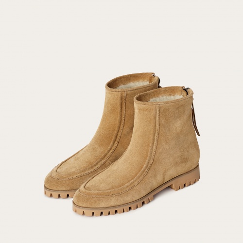 Moten Boots, sand velvet | Balagan Studio