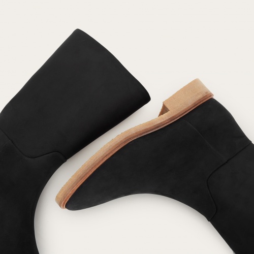 Sade boots, waxed black | Balagan Studio