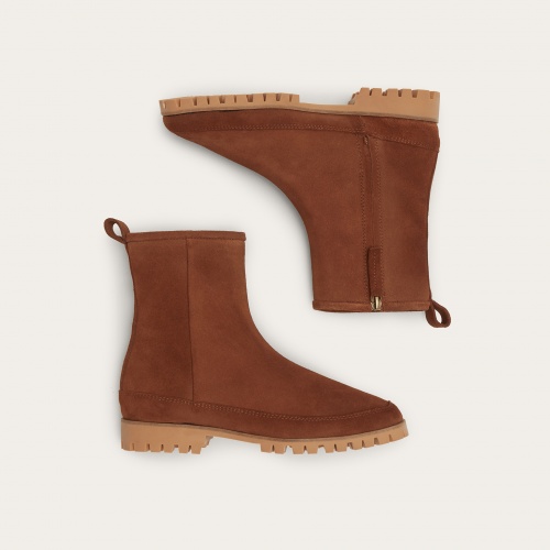 Saviv boots, desert brown velvet | Balagan Studio