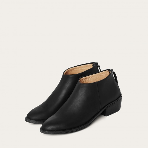 Lea Boots, waxed black OUTLET | Balagan Studio