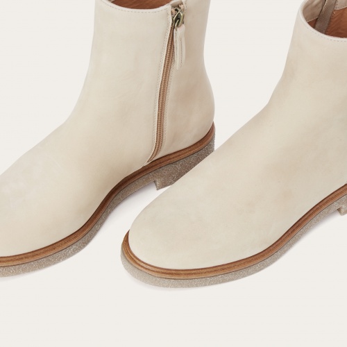 Naki Boots, bright nubuck | Balagan Studio