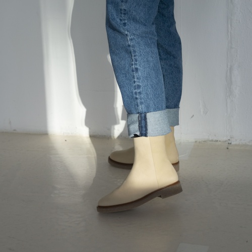 Naki Boots, bright nubuck | Balagan Studio