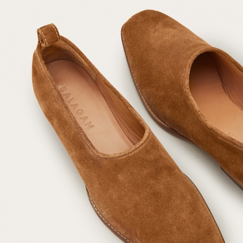 Vincent Flats, caramel velvet| Balagan Studio