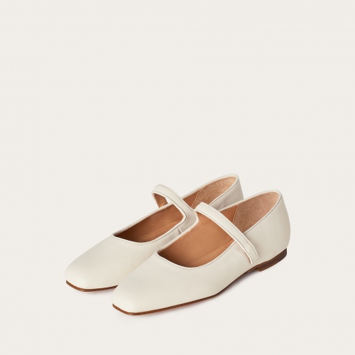 Pass Ballerina, off white | Balagan Studio