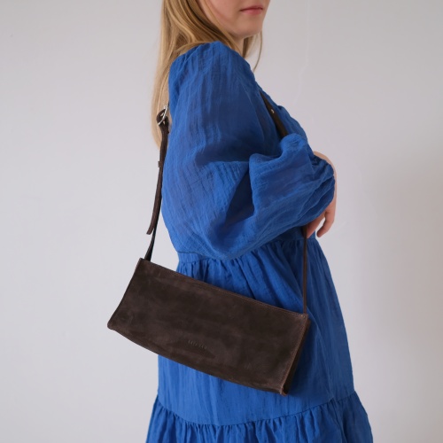 Monique torebka M, czekoladowy brąz welur | Balagan Studio