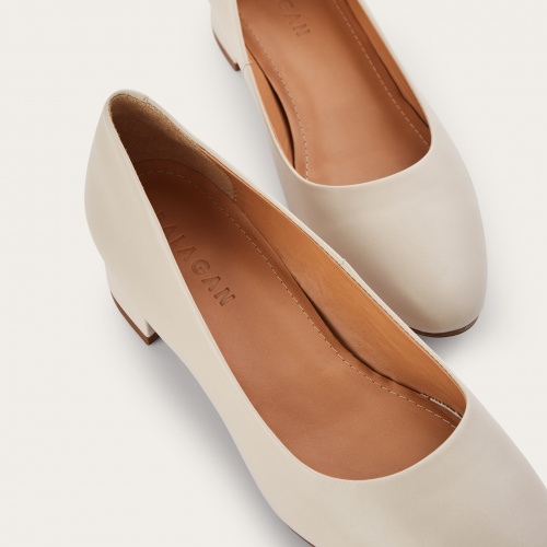 Migdal Low Heels, cream | Balagan Studio