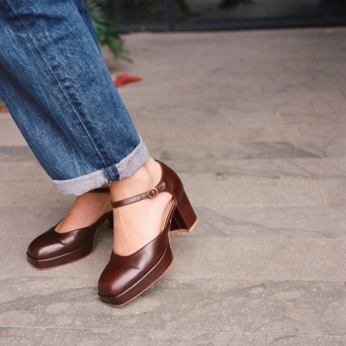 Mira Heels, mahogany | Balagan Studio