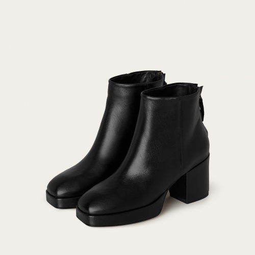 Elton Boots, black | Balagan Studio