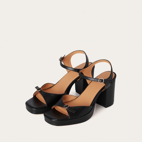 Vivienne Sandals, black | Balagan Studio