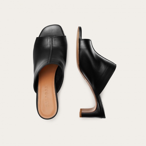 Ginaa slides, black | Balagan Studio