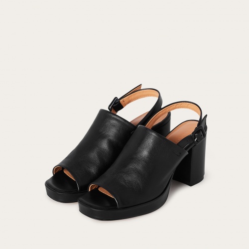 Bette Sandals, black | Balagan Studio