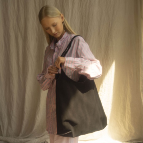 Sak Bag L, black velvet | Balagan Studio