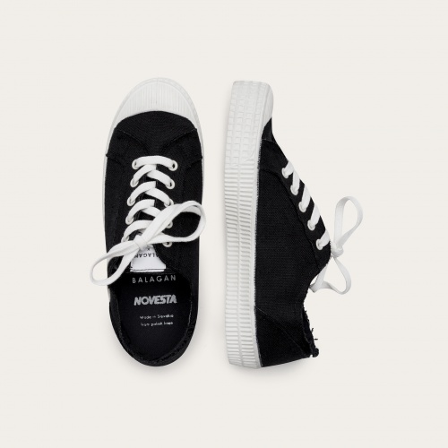 Novesta Star Master sneakersy damskie VEGAN, czarne na białym| Balagan Studio