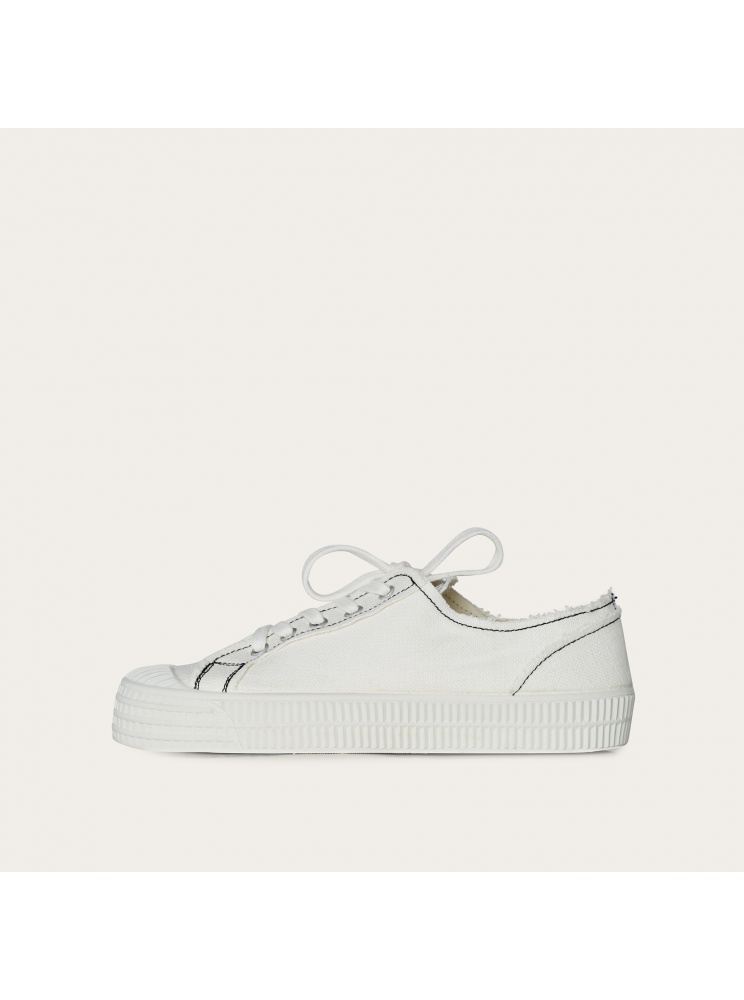 Novesta Star Master Women's sneakers VEGAN, pearl with black thread | Balagan Studio