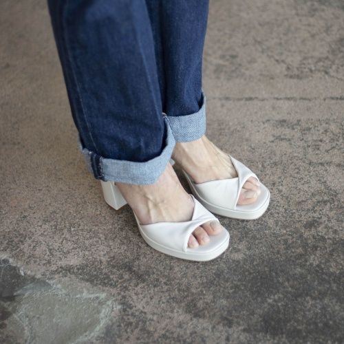 Bianca Sandals, marcepan | Balagan Studio