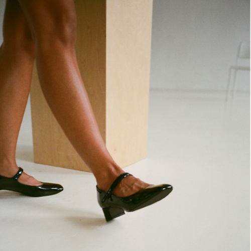 Dora Low Heels, glossy black | Balagan Studio