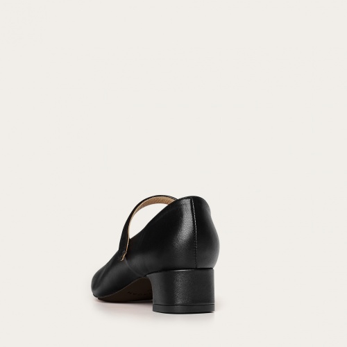 Dora Low Heels, black OUTLET | Balagan Studio