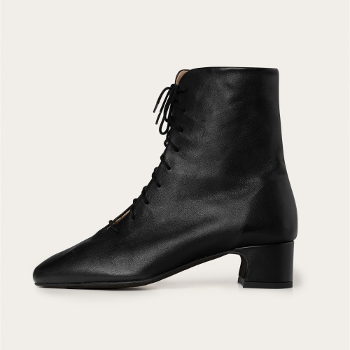 Victoria Boots, black OUTLET | Balagan Studio