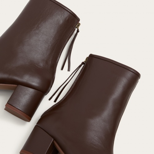 Gerev Boots, milk chocolate | Balagan Studio