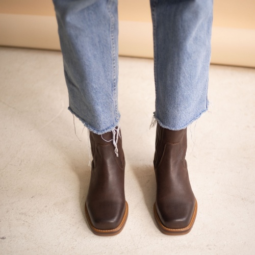 Rokev cowboy boots, waxed brown | Balagan Studio