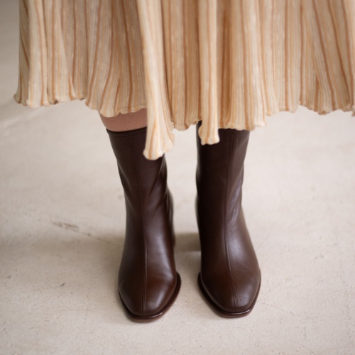 Gerev Boots, milk chocolate | Balagan Studio