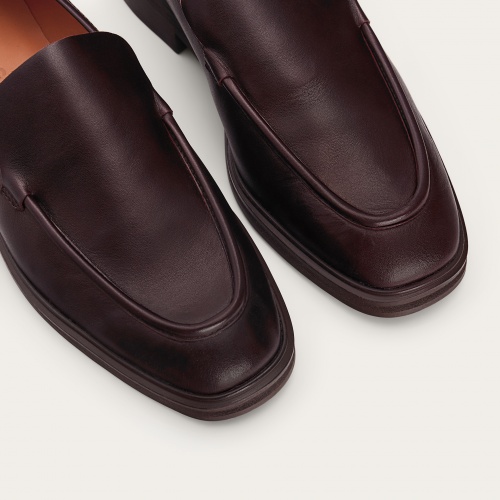 Camila Flats, mahogany | Balagan Studio