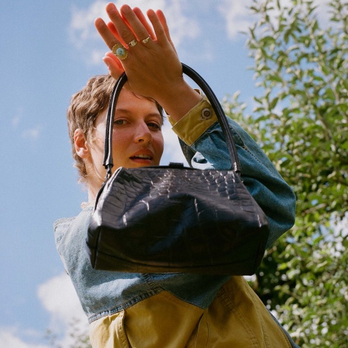 Hug Bag M, black croco | Balagan Studio