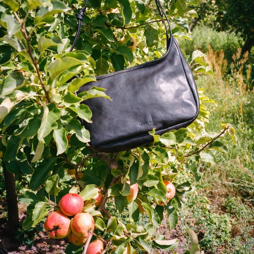 Beatrice Bag M, black | Balagan Studio