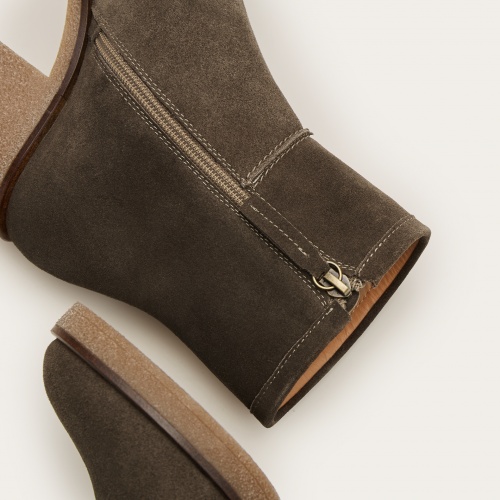 Ejtan Boots, smoky grey velvet | Balagan Studio