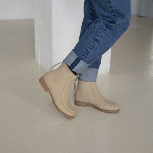 Moten Boots, bright nubuck| Balagan Studio