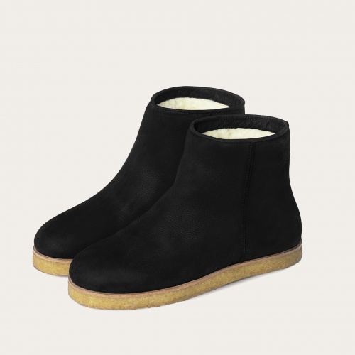 Sheleg Boots BIO, black nubuck | Balagan Studio