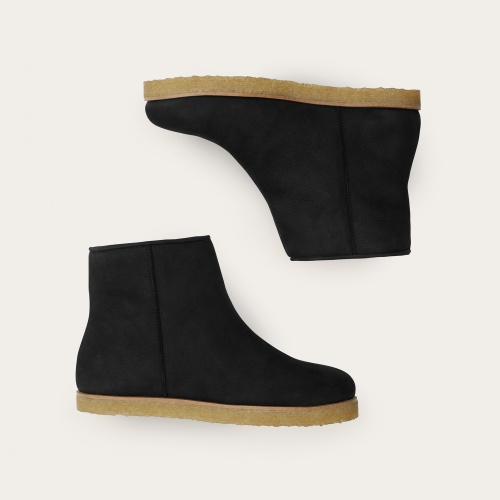 Sheleg Boots BIO, black nubuck | Balagan Studio