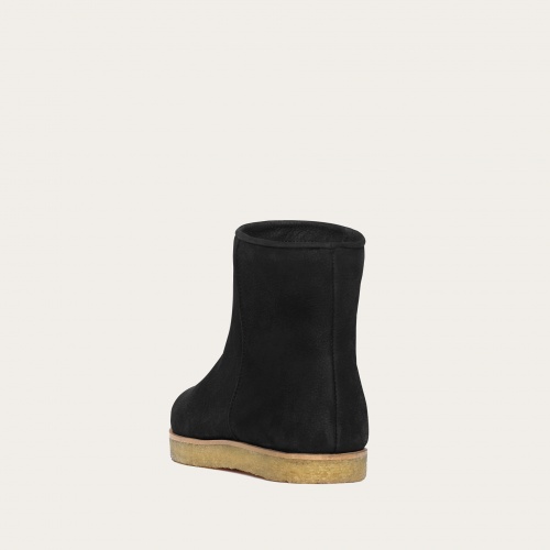 Sheleg Boots BIO, black nubuck | Balagan Studio