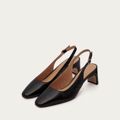 Veronica Pumps, glossy black | Balagan Studio