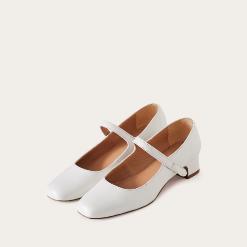 Dora Low Heels, glossy white | Balagan Studio