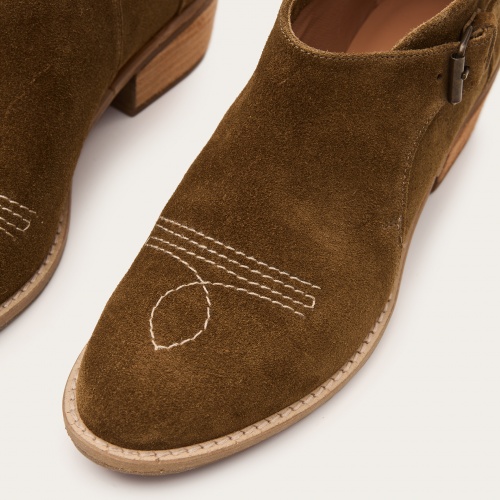 Liat boots, soil velvet| Balagan Studio