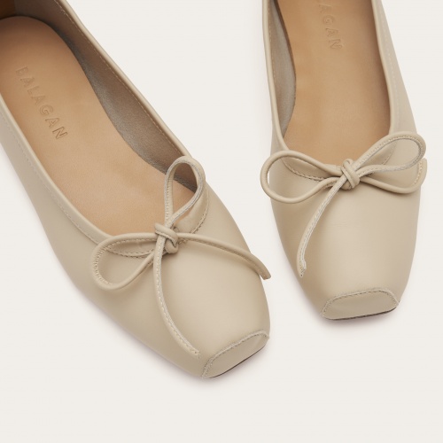 Prima Ballerina, beige | Balagan Studio
