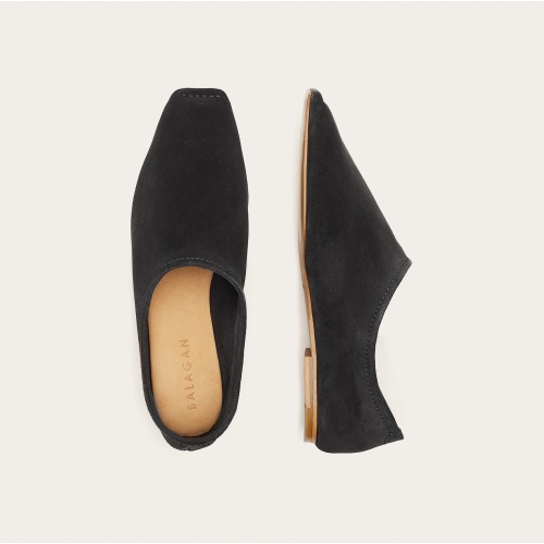Hatzer Ballerina, graphite velvet | Balagan Studio