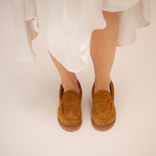 Adam Flats, caramel velvet | Balagan Studio