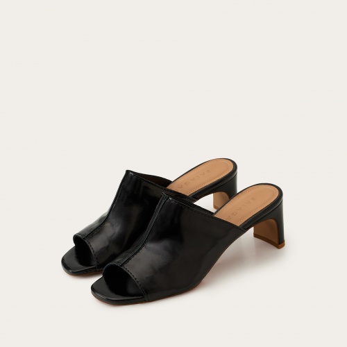 Ginaa slides, glossy black | Balagan Studio
