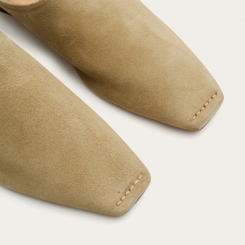 Bayit slides, wheat velvet | Balagan Studio