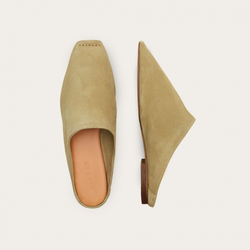 Bayit slides, wheat velvet | Balagan Studio