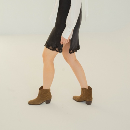 Jesse Cowboy Boots, moos velvet | Balagan Studio