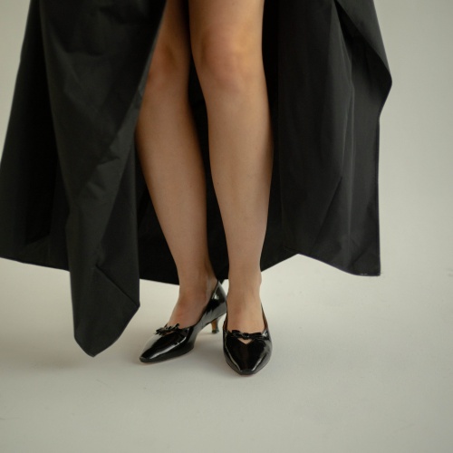 Matana Pumps, glossy black | Balagan Studio